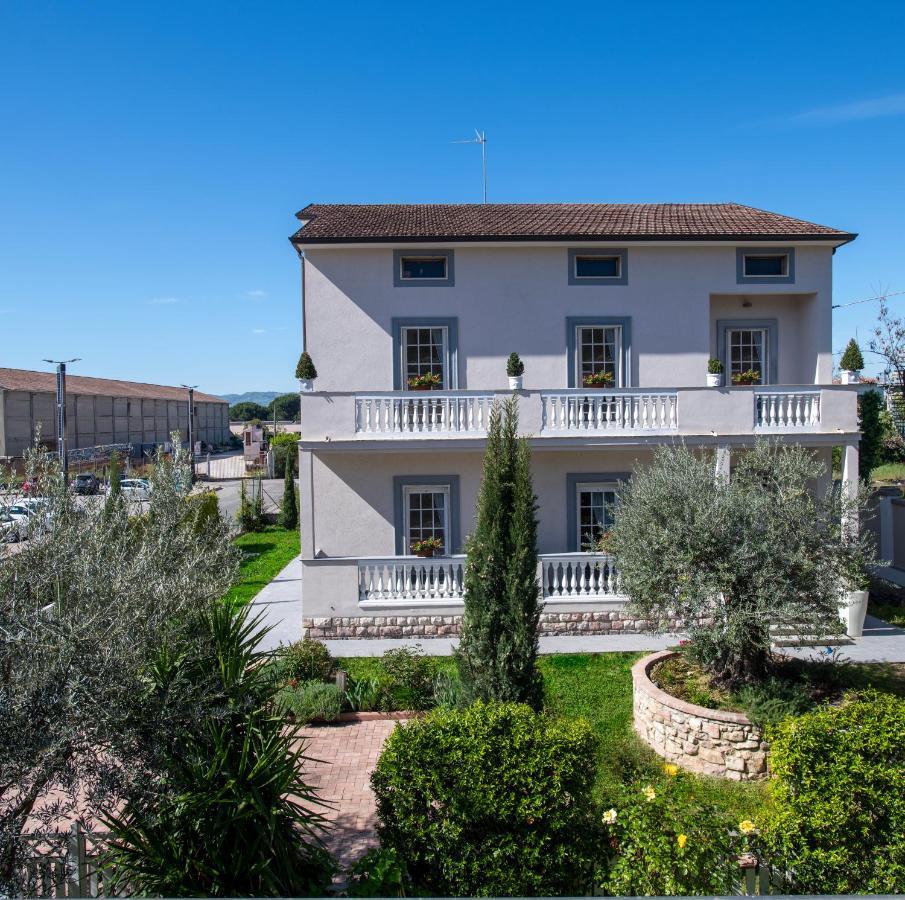 Villa Luce Assisi Rooms & Suites Bagian luar foto