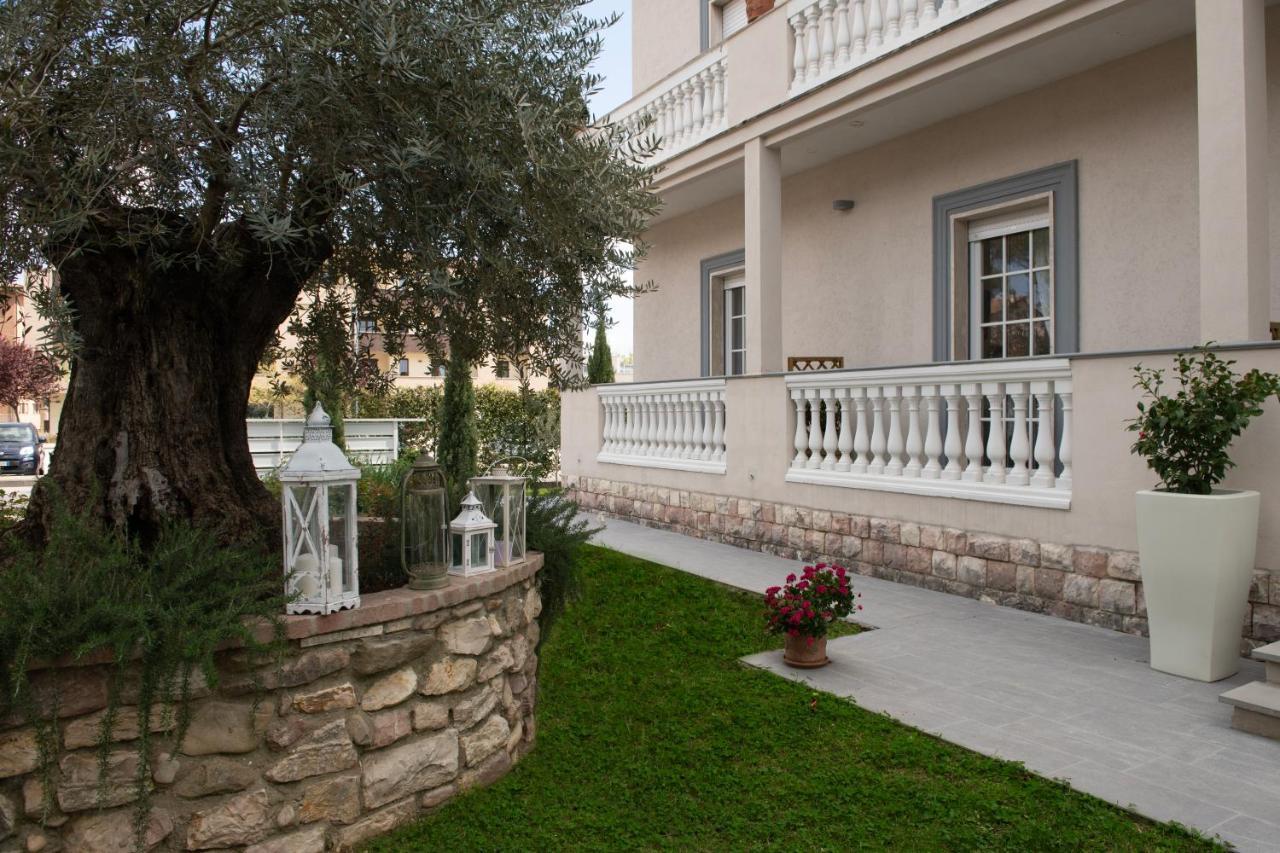 Villa Luce Assisi Rooms & Suites Bagian luar foto